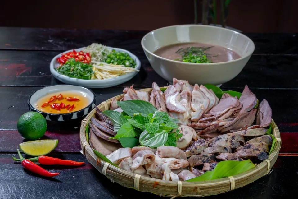 Hình ảnh tại Cơ Sở Nước Chấm Y Phụng 6